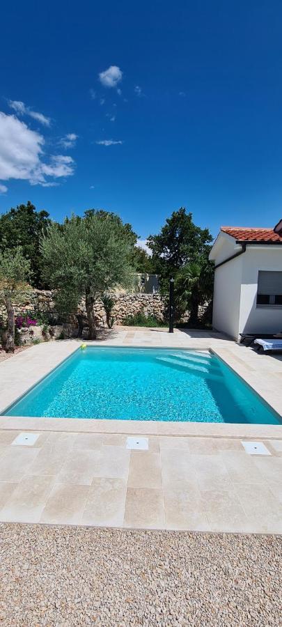 Villa Nevera Omišalj Exterior foto